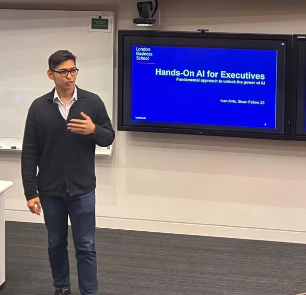 Ivan Ante speaking on hands-on AI for executives at London Business School